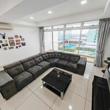 Ferienwohnung Ksl D'Esplanade Johor Bharu Johor Bahru Exterior foto